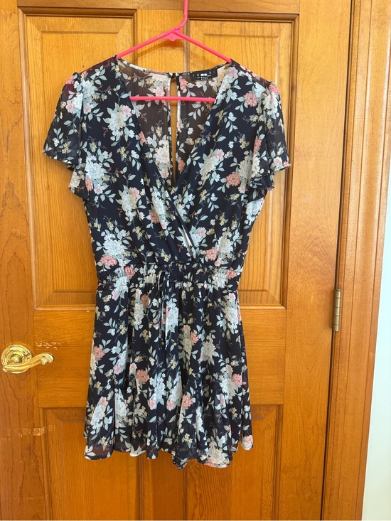 Trixxi Tops - Floral romper size S